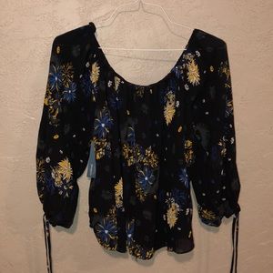 Passport Brand Black w/flowers Flowy shirt